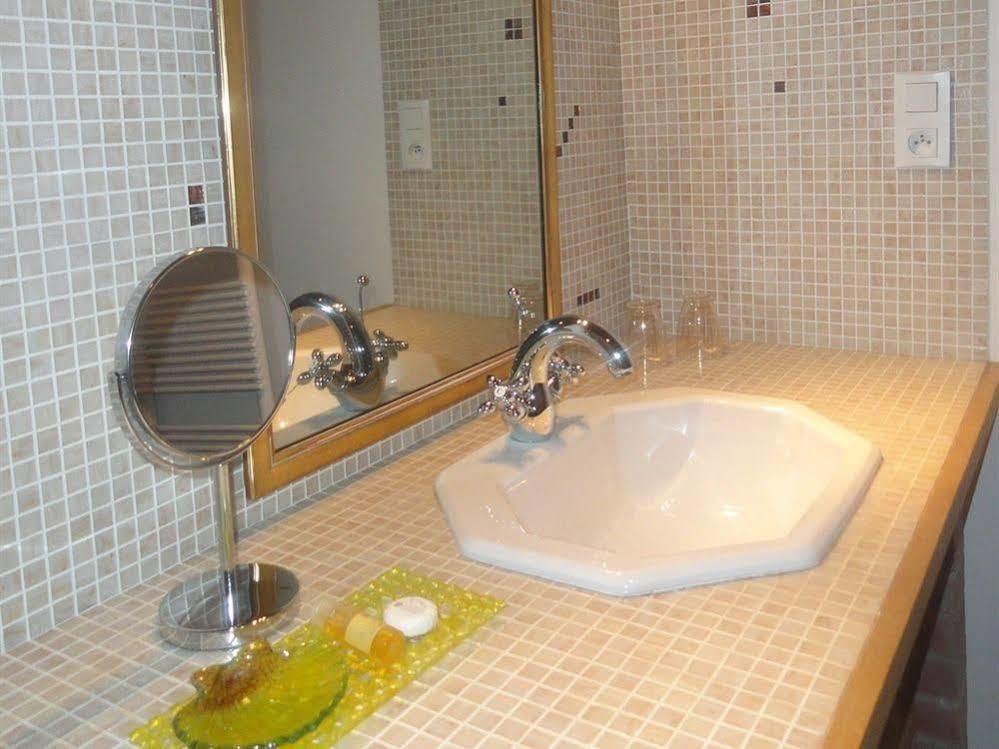 マン・ロック Manoir De La Branche Bed & Breakfast エクステリア 写真